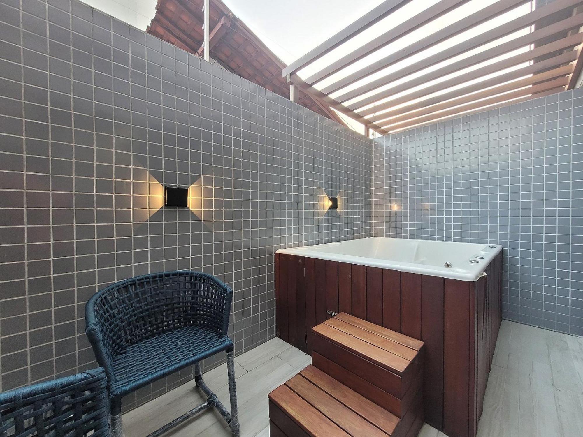Apartment Flat Com Jacuzzi Area Externa A 50m Do Bessa