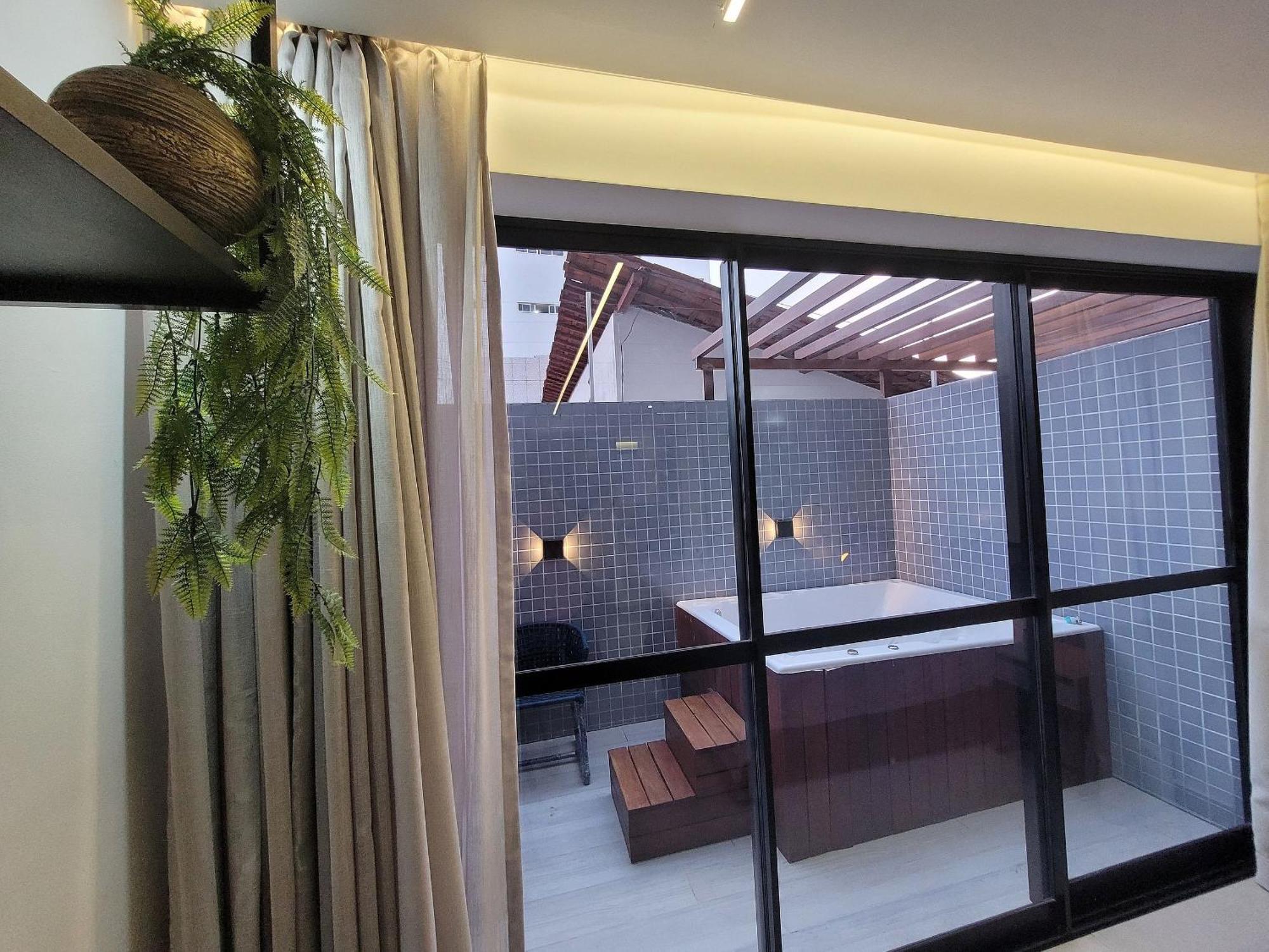 Flat Com Jacuzzi Area Externa A 50m Do Bessa Joao Pessoa